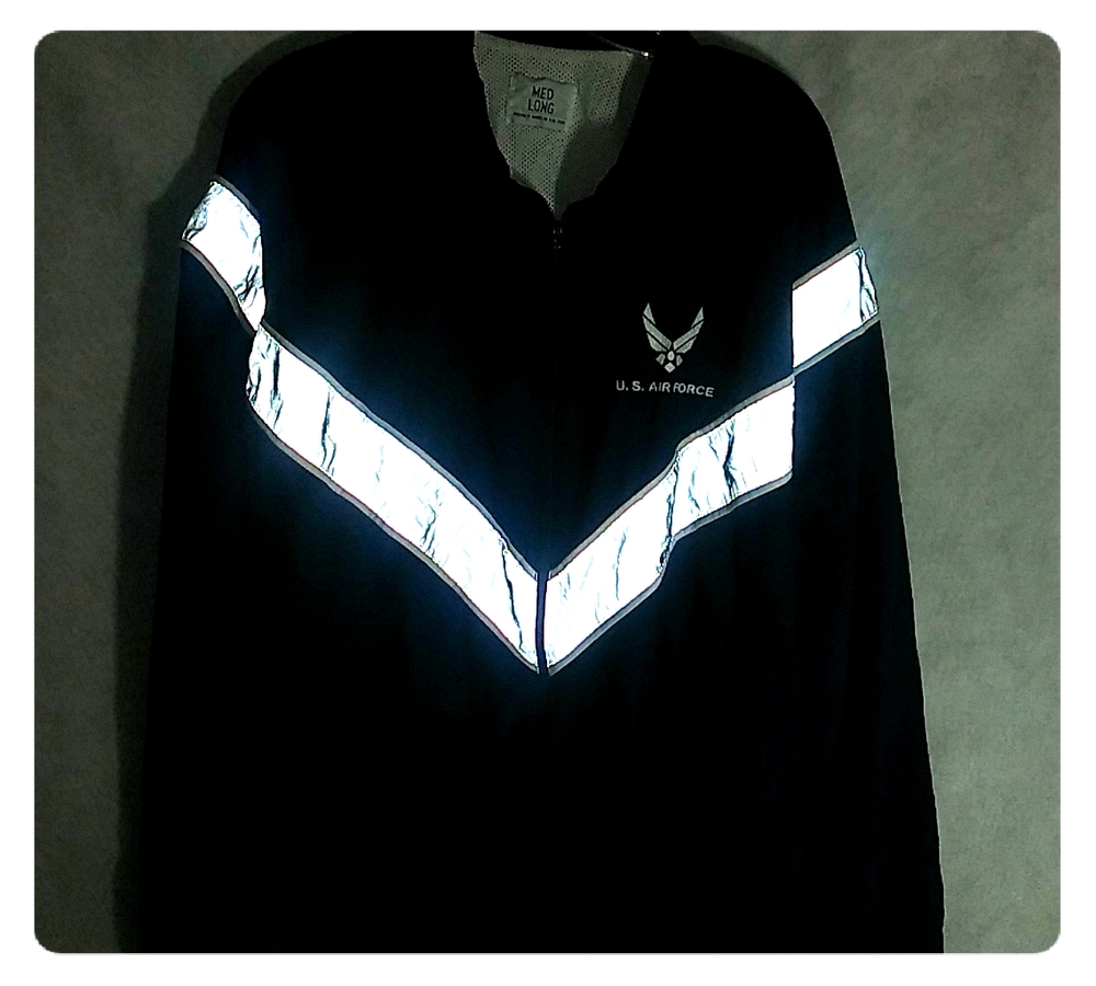 USAF wind breaker with reflection